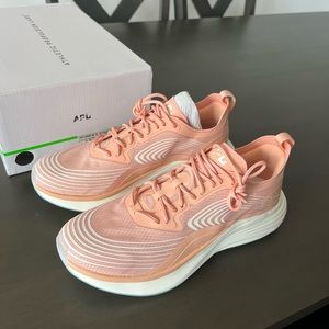 APL Women’s Streamline Shoe. BRAND NEW NEVER WORN